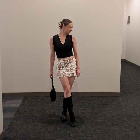 Meet your Posher, Katie - Picture 2 of 4